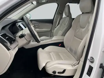 VOLVO XC90 T8 AWD Recharge Plus Bright