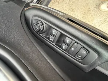 Jeep Compass 1.4 benzina 4x4   Garantie   Rate