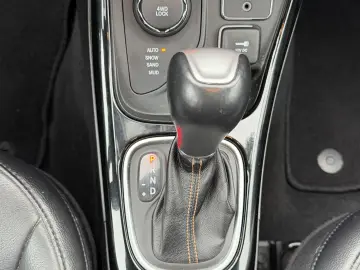 Jeep Compass 1.4 benzina 4x4   Garantie   Rate