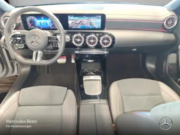 MERCEDES-BENZ CLA 180 Cp AMG Advanced  Kamera Ambiente