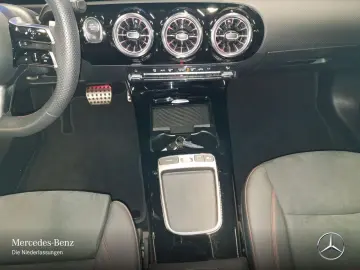 MERCEDES-BENZ CLA 180 Cp AMG Advanced  Kamera Ambiente