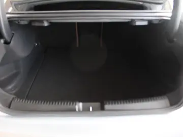 MERCEDES-BENZ CLA 200 7G-DCT AMG Line