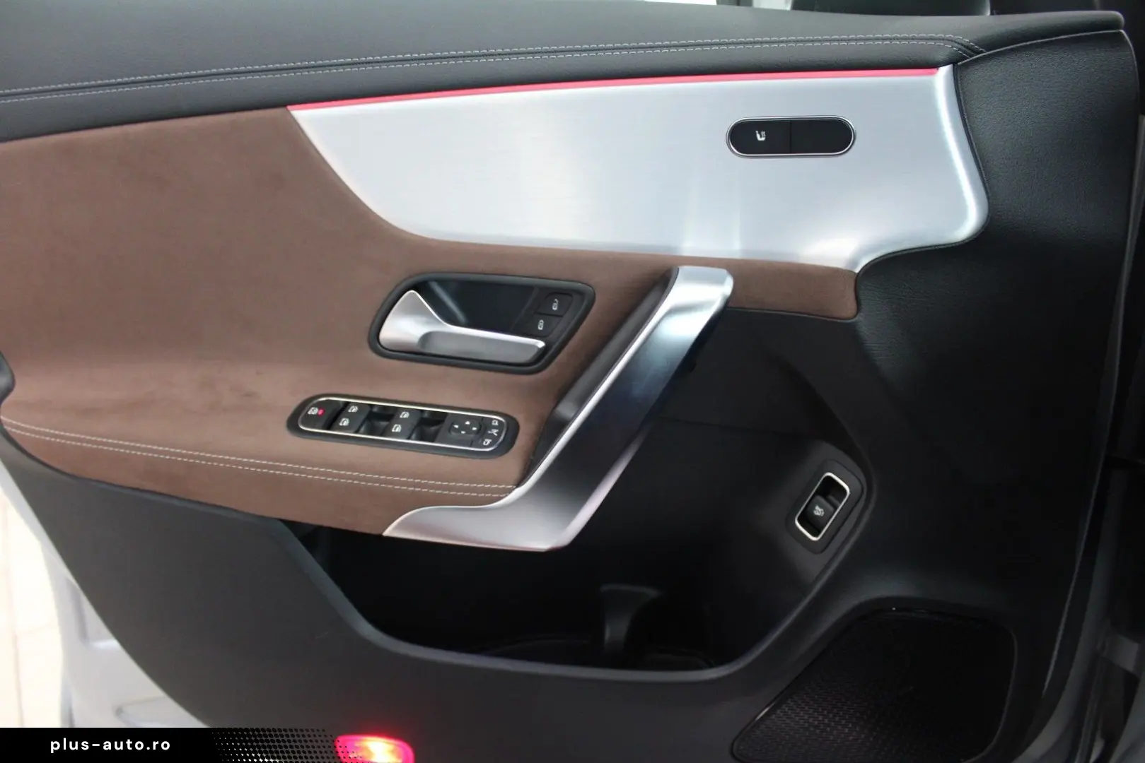 MERCEDES-BENZ CLA 200 7G-DCT AMG Line