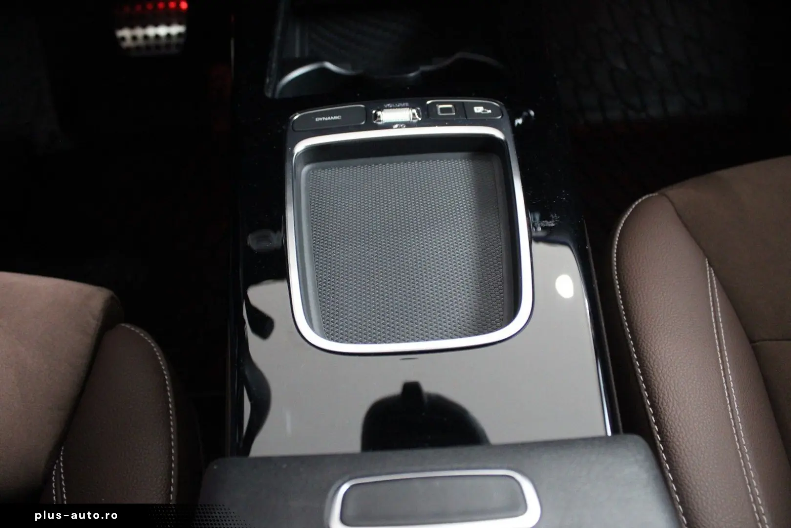 MERCEDES-BENZ CLA 200 7G-DCT AMG Line