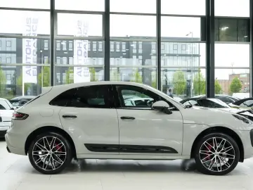 PORSCHE Macan S 1.HAND SPORT-CHRONO PANO LUFTFEDER DAB