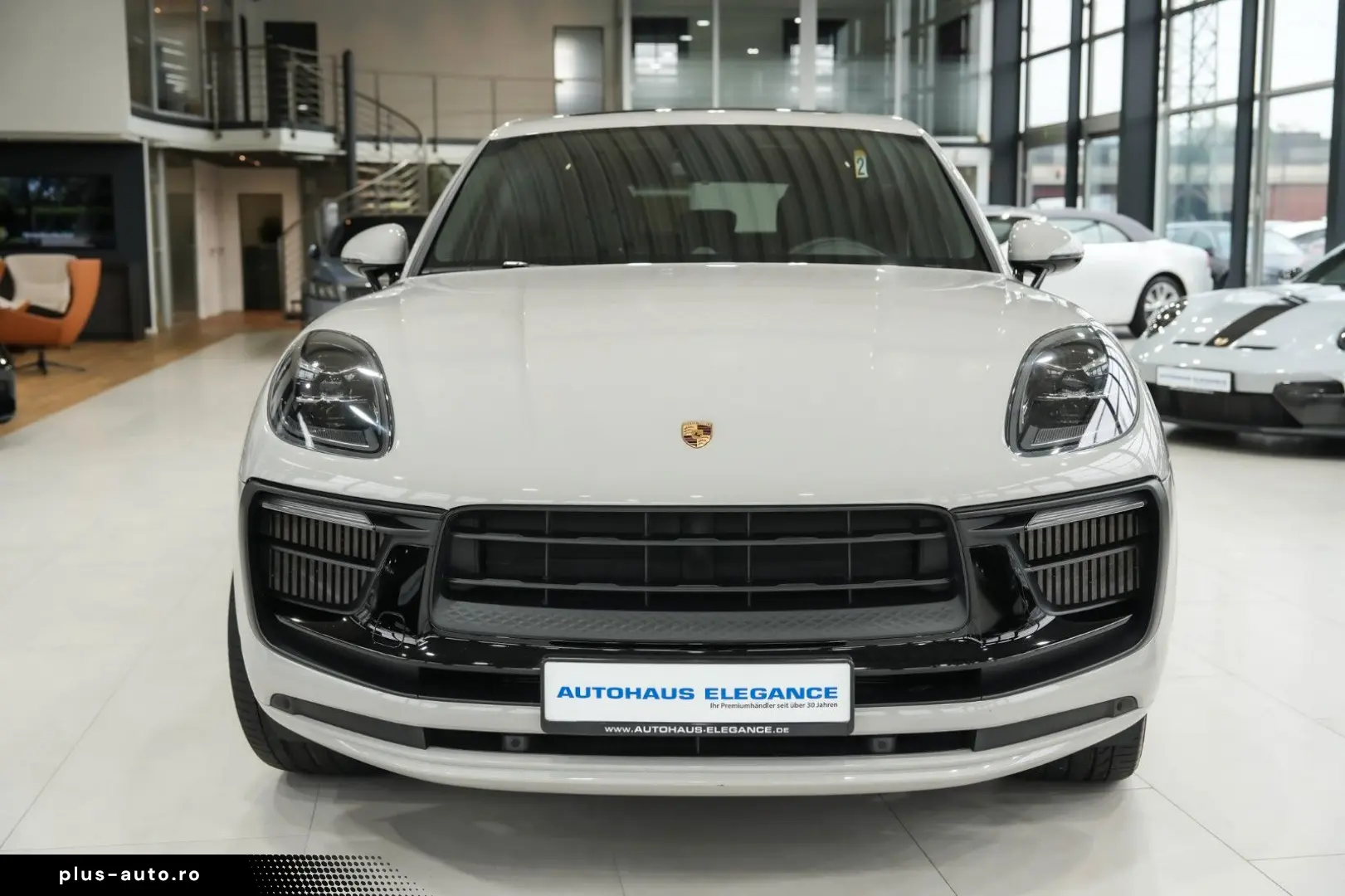 PORSCHE Macan S 1.HAND SPORT-CHRONO PANO LUFTFEDER DAB