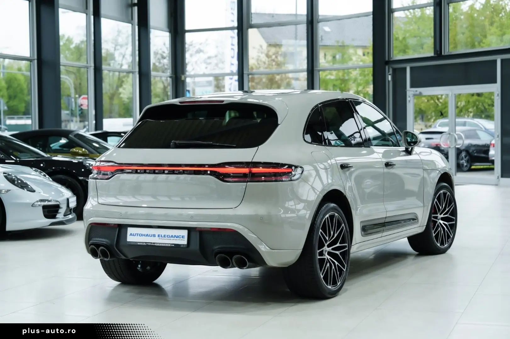 PORSCHE Macan S 1.HAND SPORT-CHRONO PANO LUFTFEDER DAB