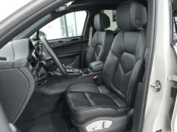 PORSCHE Macan S 1.HAND SPORT-CHRONO PANO LUFTFEDER DAB