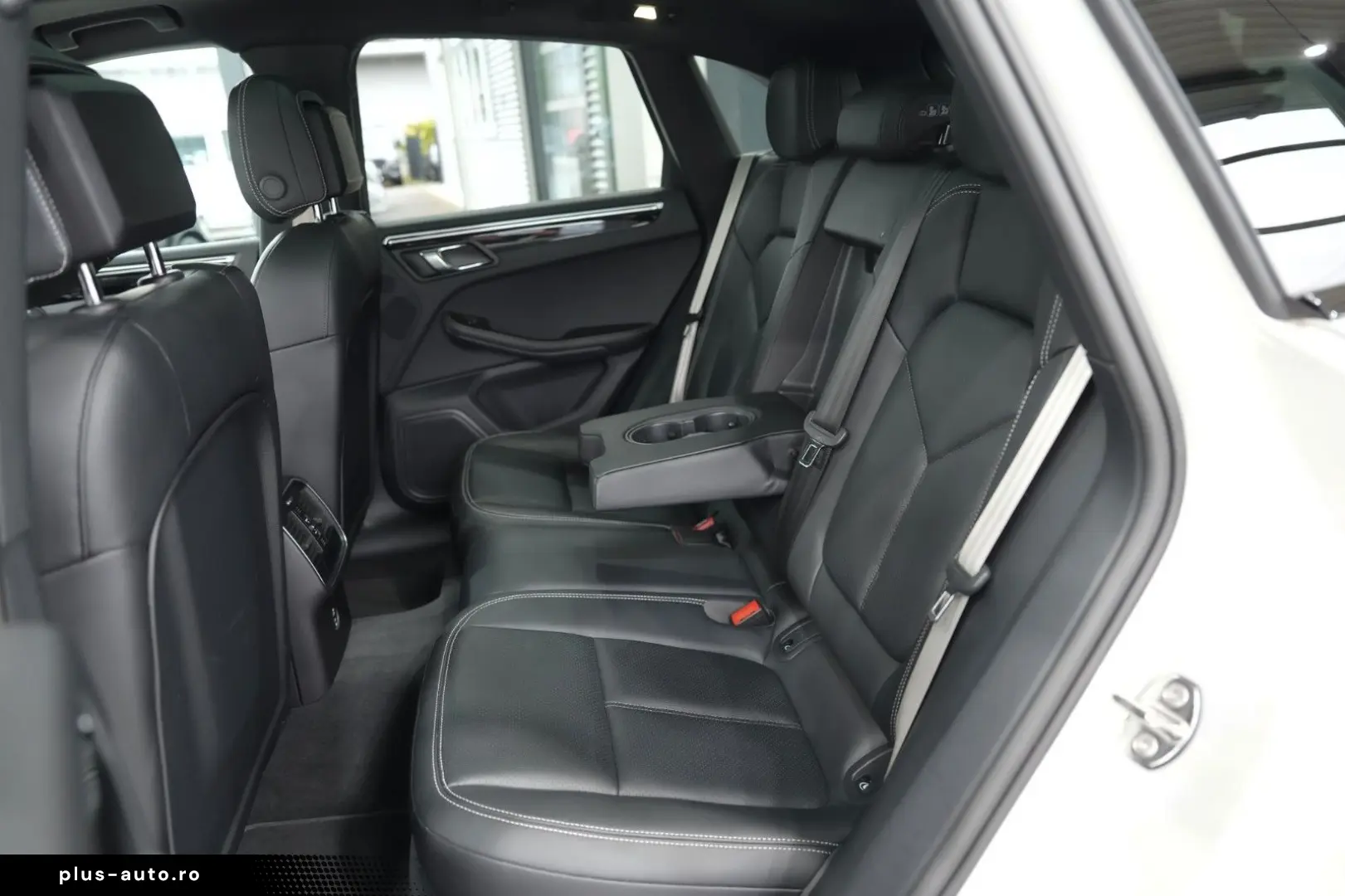 PORSCHE Macan S 1.HAND SPORT-CHRONO PANO LUFTFEDER DAB