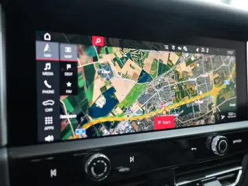 PORSCHE Macan S 1.HAND SPORT-CHRONO PANO LUFTFEDER DAB