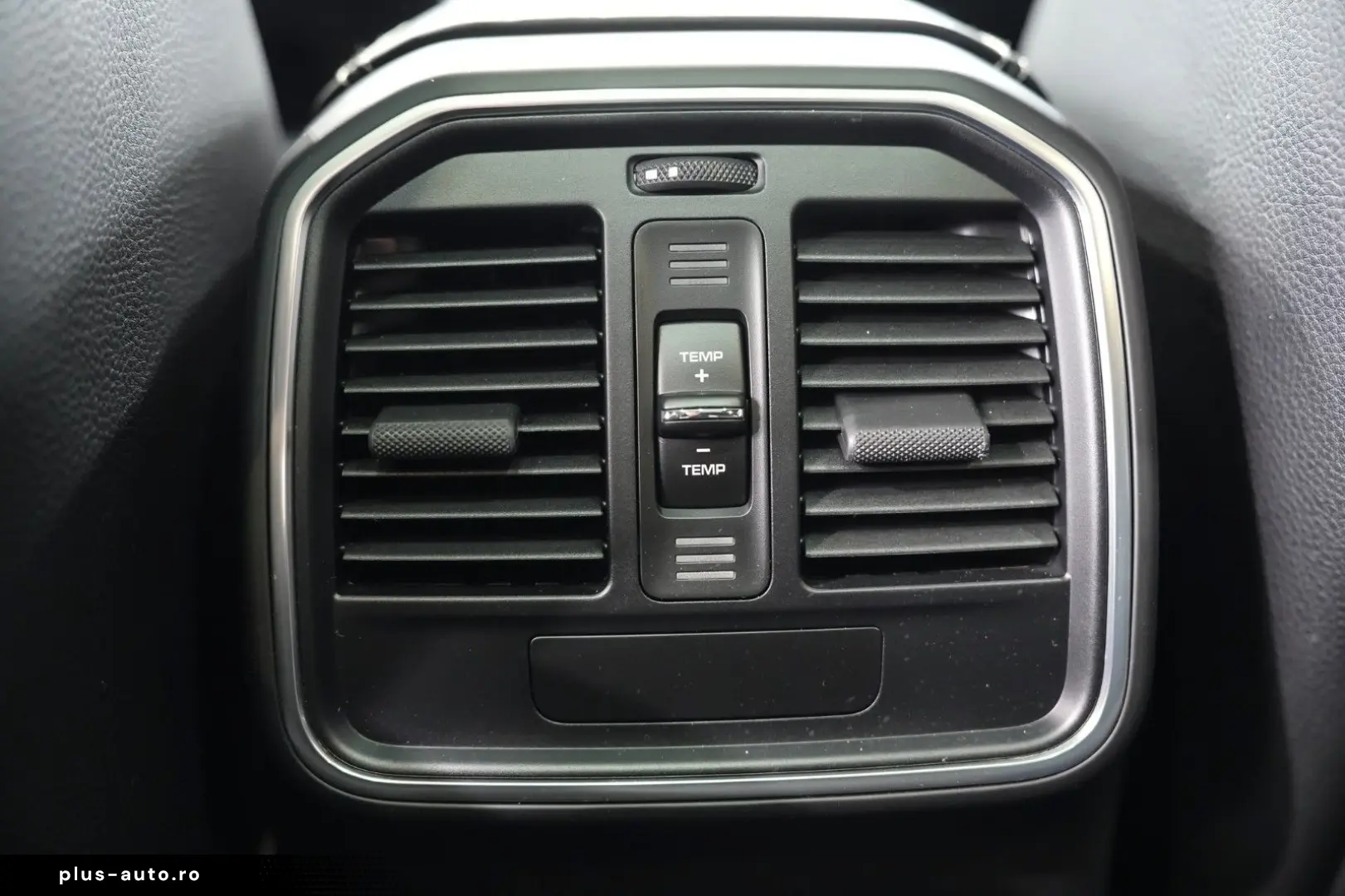 PORSCHE Macan S 1.HAND SPORT-CHRONO PANO LUFTFEDER DAB