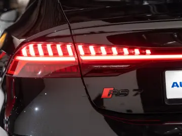 AUDI RS7 Sportback quatt. KERAMIK B&O PANO MATRIX 22