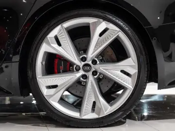 AUDI RS7 Sportback quatt. KERAMIK B&O PANO MATRIX 22