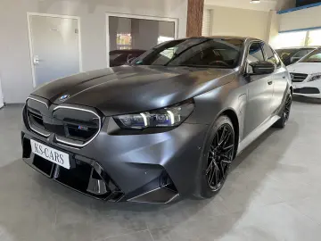 BMW M5 Carbon-Keramik-Bremse M Driver`s B&W UPE 170¤