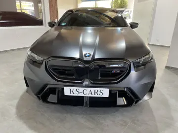 BMW M5 Carbon-Keramik-Bremse M Driver`s B&W UPE 170¤