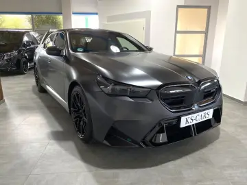 BMW M5 Carbon-Keramik-Bremse M Driver`s B&W UPE 170¤