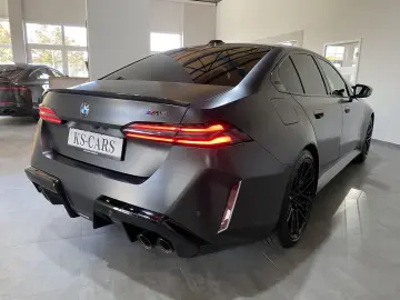 BMW M5 Carbon-Keramik-Bremse M Driver`s B&W UPE 170¤