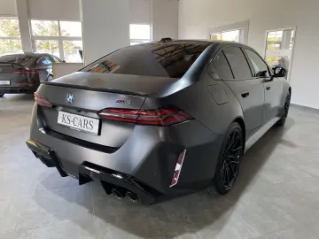 BMW M5 Carbon-Keramik-Bremse M Driver`s B&W UPE 170¤