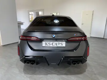 BMW M5 Carbon-Keramik-Bremse M Driver`s B&W UPE 170¤