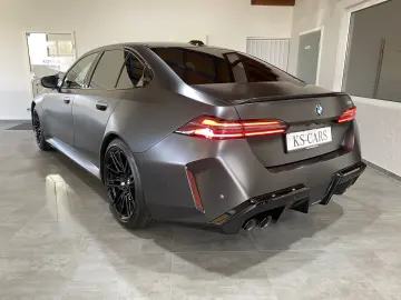 BMW M5 Carbon-Keramik-Bremse M Driver`s B&W UPE 170¤