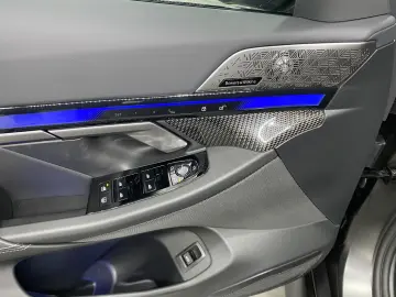 BMW M5 Carbon-Keramik-Bremse M Driver`s B&W UPE 170¤