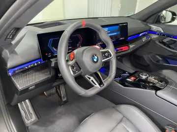 BMW M5 Carbon-Keramik-Bremse M Driver`s B&W UPE 170¤