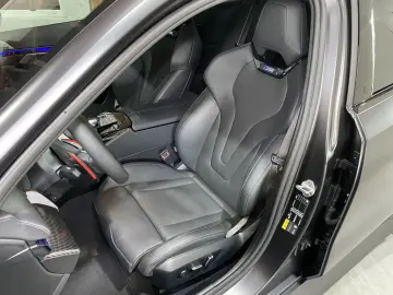 BMW M5 Carbon-Keramik-Bremse M Driver`s B&W UPE 170¤