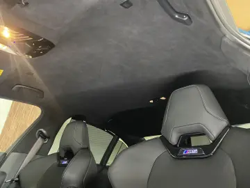 BMW M5 Carbon-Keramik-Bremse M Driver`s B&W UPE 170¤