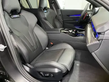 BMW M5 Carbon-Keramik-Bremse M Driver`s B&W UPE 170¤