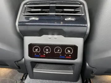 BMW M5 Carbon-Keramik-Bremse M Driver`s B&W UPE 170¤