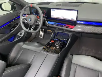 BMW M5 Carbon-Keramik-Bremse M Driver`s B&W UPE 170¤