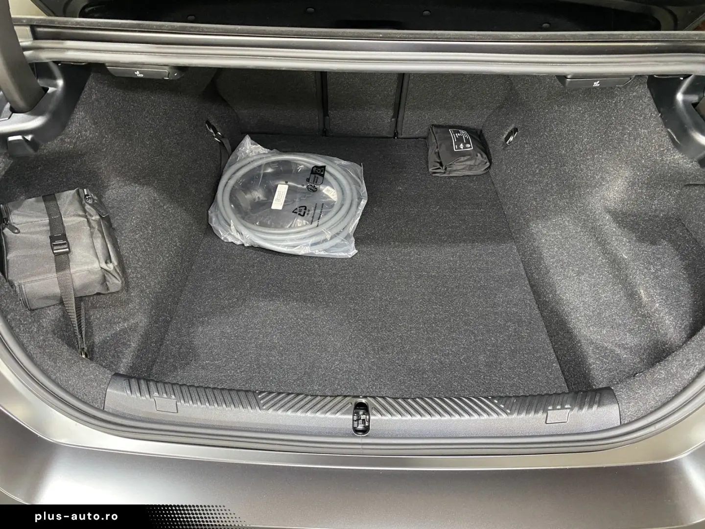 BMW M5 Carbon-Keramik-Bremse M Driver`s B&W UPE 170¤