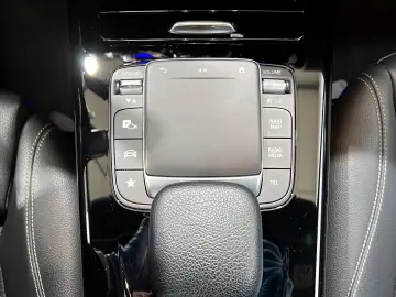 MERCEDES-BENZ CLA 250 e Coupe