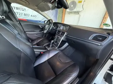 Volvo V40 2.0 diesel 190 CP Euro 5  Garantie   Rate