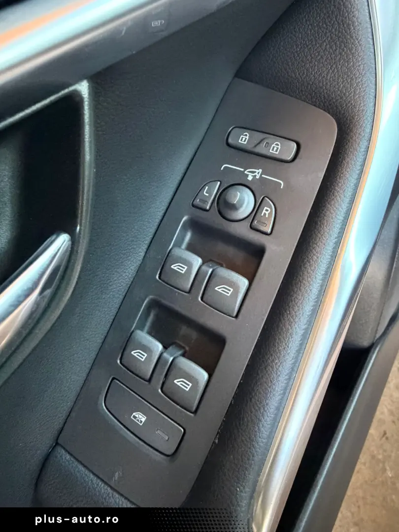 Volvo V40 2.0 diesel 190 CP Euro 5  Garantie   Rate