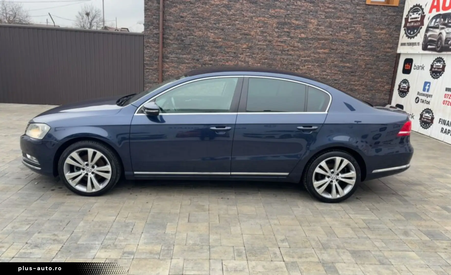 Volkswagen PASSAT 2011