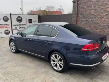 Volkswagen PASSAT 2011