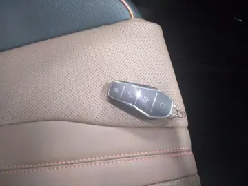 BYD SEAL U DM-i 26.6 kWh FWD Comfort ACC 360  Pano