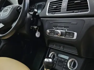 Audi Q3 2012 09 2 0 Benzina