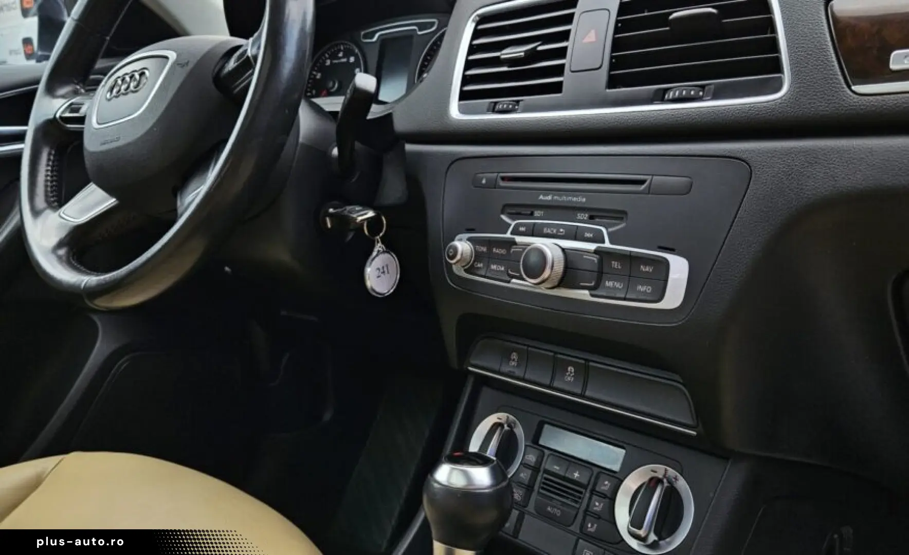 Audi Q3 2012 09 2 0 Benzina