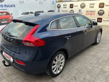 Volvo V40 2012  10