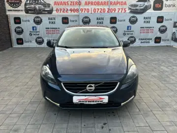 Volvo V40 2012  10
