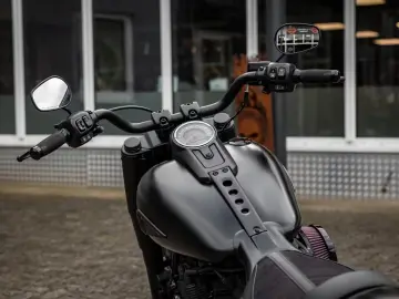 Harley-Davidson ALL MATT DARK BOY FLFBS 117