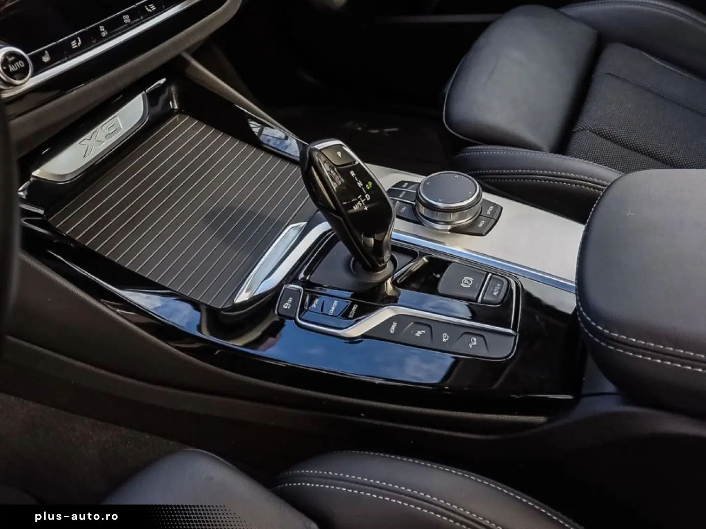 BMW X3 30exLine Panorama LED 360 HUD Keyless