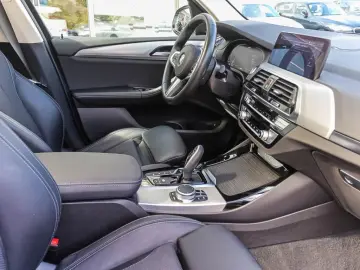 BMW X3 30exLine Panorama LED 360 HUD Keyless