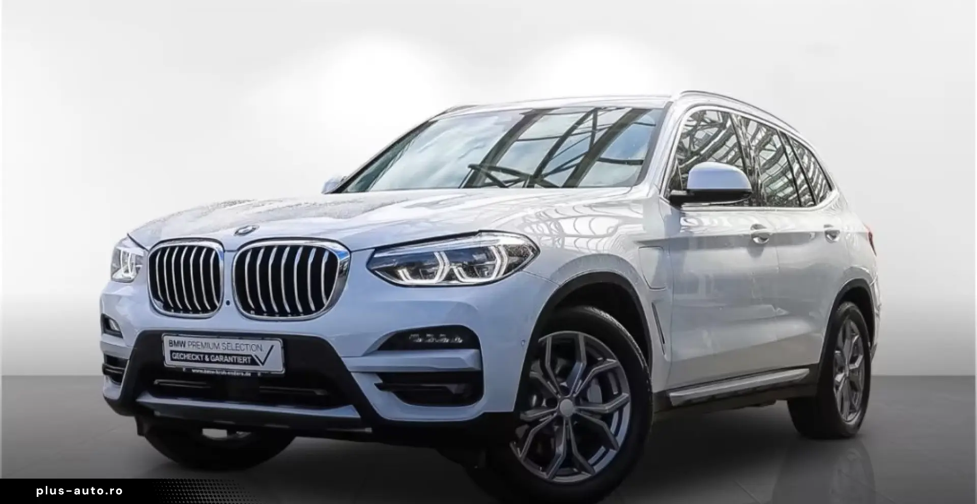 BMW X3 30exLine Panorama LED 360 HUD Keyless