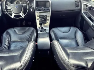 VOLVO XC60 2010 08 2 0