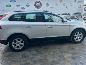 VOLVO XC60 2010 08 2 0