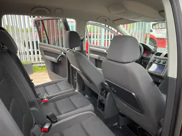 Volkswagen Touran 2008 1.9L Diesel