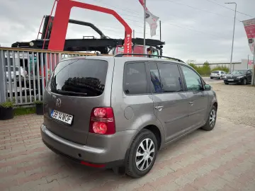 Volkswagen Touran 2008 1.9L Diesel